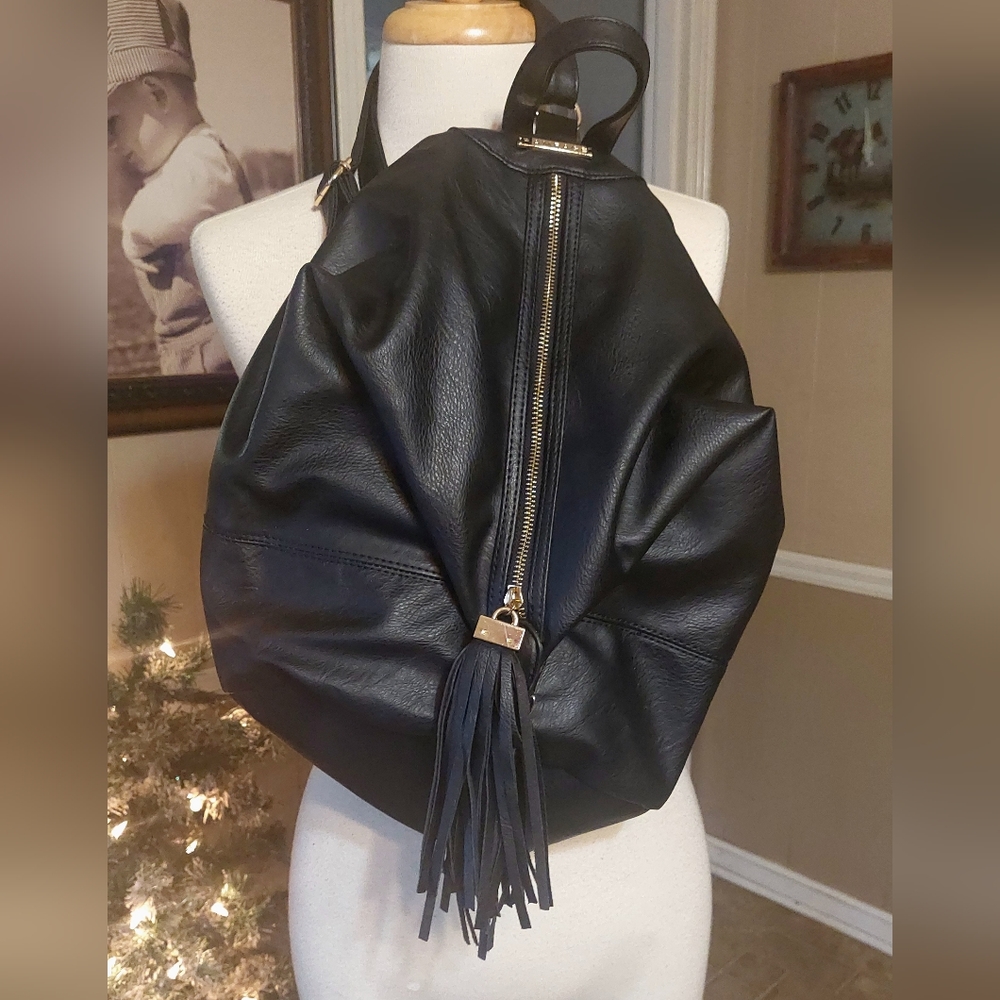 MEDIUM SIZE RAMPAGE BACKPACK PURSE BLACK & GOLD